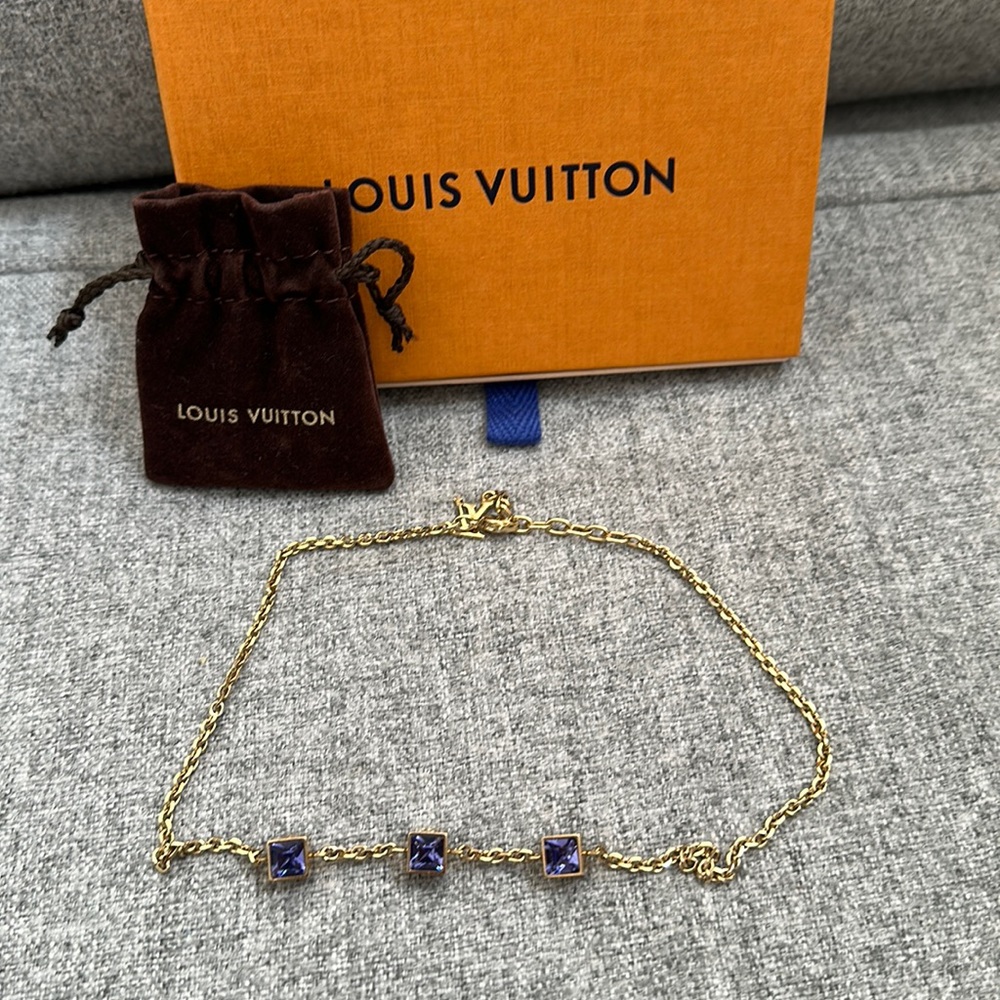 Louis Vuitton Authentic Collier gamble necklace